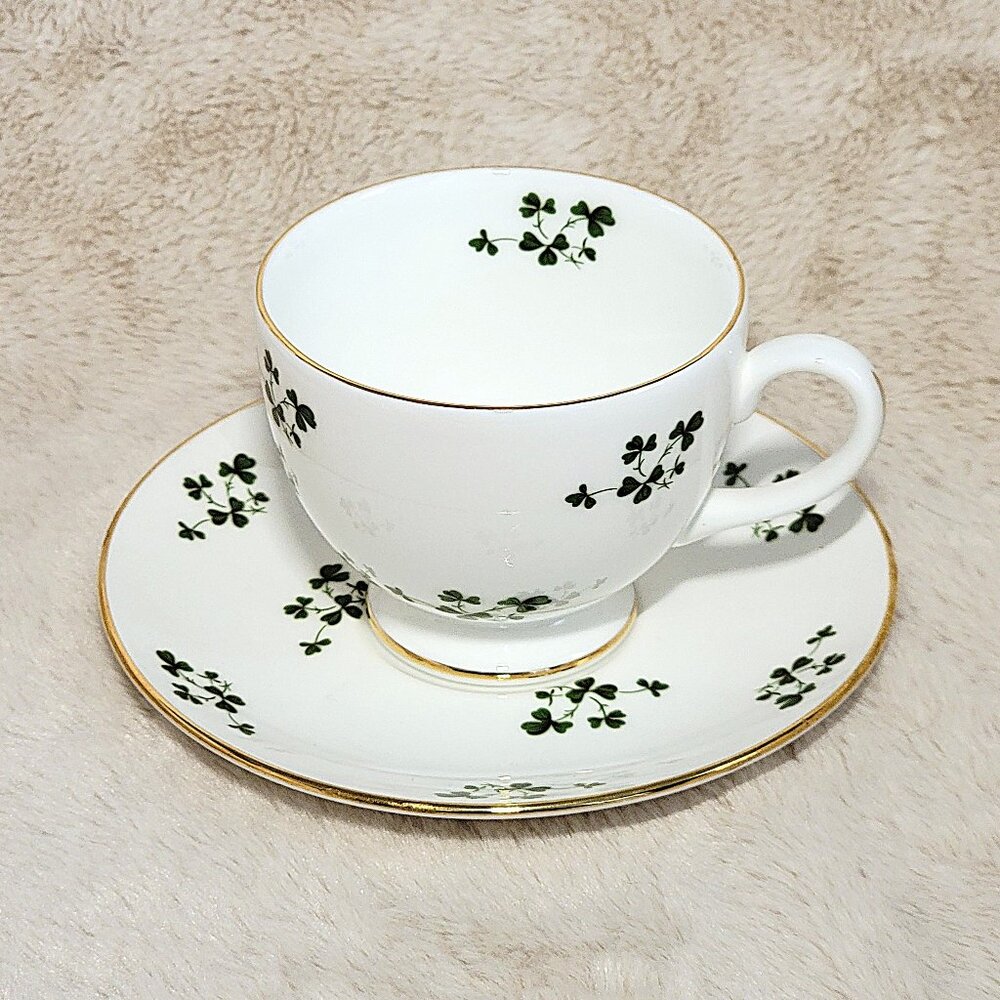 BETHANY FINE BONE CHINA. MADE IN STAFFORDSHIRE ENGLAND Shamrocks
